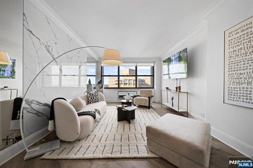 7002 Kennedy Blvd, West New York, NJ, 07093-4929 | Card Image