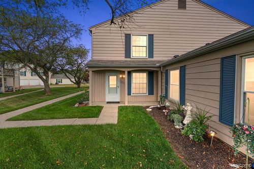 2763 Fox Hollow Ct, Lake Orion, MI, 48360-1717 | Card Image