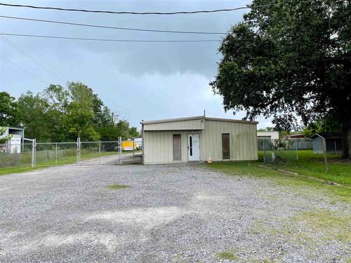 18301 Highway 62 S, Orange, TX, 77630-4343 | Card Image