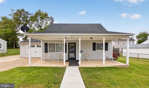 125 Tremont St, MANASSAS PARK, VA, 20111-1820 | Card Image
