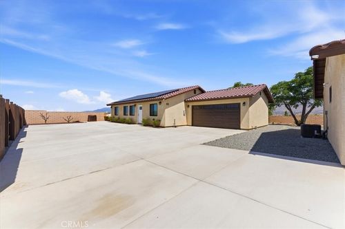unit-2-10 Cortez Street, Redlands, CA, 92374 | Card Image