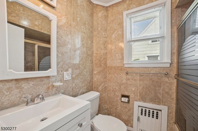 APT-2 - 16 Henry St, Home with 2 bedrooms, 1 bathrooms and null parking in Bloomfield NJ | Image 13