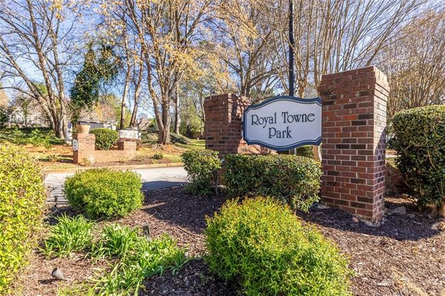 845 Regal Path Ln, Townhouse with 2 bedrooms, 1 bathrooms and 2 parking in Decatur GA | Image 20