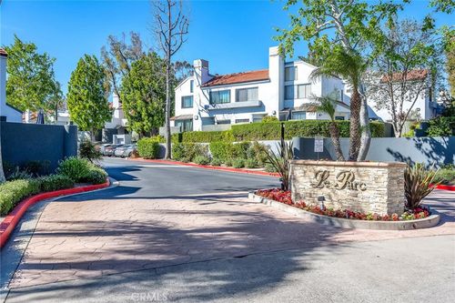 1125 Tivoli Ln, Simi Valley, CA, 93065-0988 | Card Image