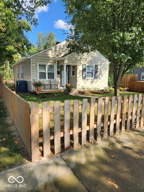 4243 Ralston Ave, Indianapolis, IN, 46205-2115 | Card Image