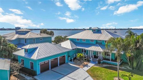 2207 5th St W, PALMETTO, FL, 34221-4207 | Card Image