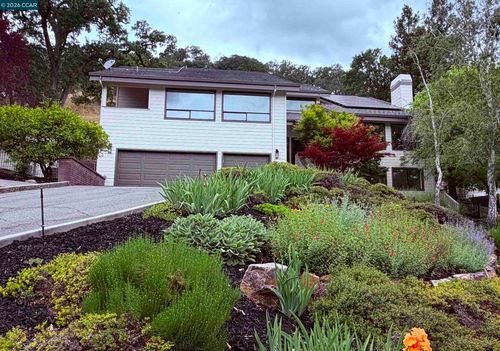 58 Saddle Rd, Walnut Creek, CA, 94595-2743 | Card Image