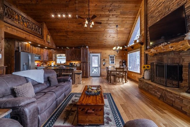 398 Dancing Trees Trl, Home with 3 bedrooms, 4 bathrooms and 1 parking in Morganton GA | Image 28