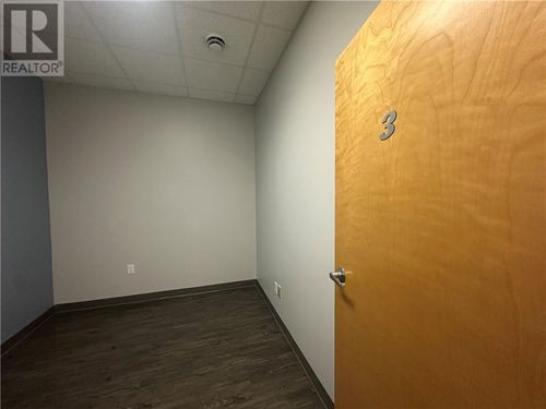 office-3-2381 Mallards Landing Dr, Sudbury, ON, P3E6A2 | Card Image