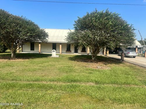 1027 Dennis Dr, Saint Martinville, LA, 70582-6722 | Card Image
