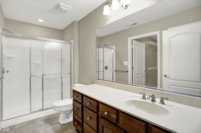 Primary Bathroom Suite | Image 21