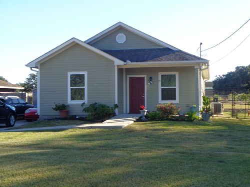 9015 Landis Dr, Beaumont, TX, 77707-1243 | Card Image