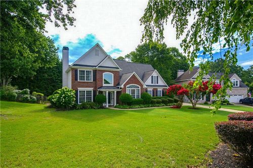 490 Ruby Forest Pkwy, Suwanee, GA, 30024-3929 | Card Image