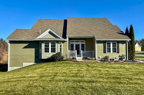 16 Old Mill Cir, Westminster, MA, 01473-1238 | Card Image
