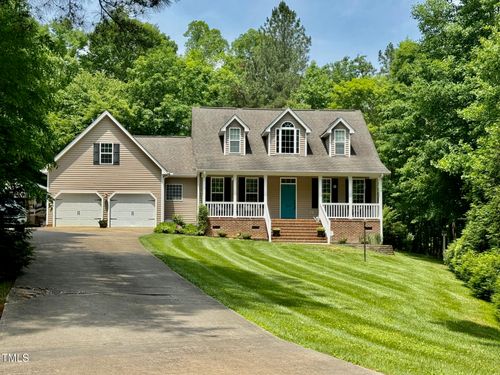 327 Beavertail Rd, Henderson, NC, 27537-6615 | Card Image