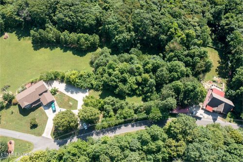 55 & 56 Lillydale Rd, Byrdstown, TN, 38549 | Card Image