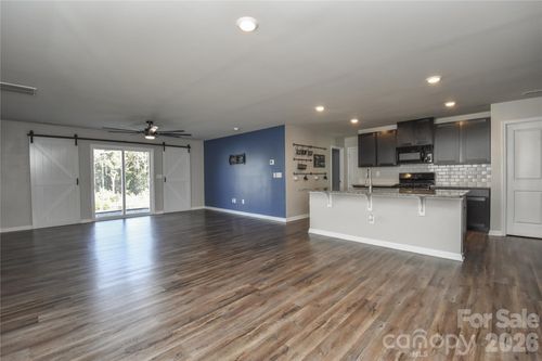 3048 Treyson Dr, Denver, NC, 28037-0575 | Card Image