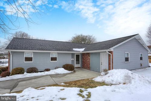 3708 Canterbury Rd, Harrisburg, PA, 17109-1211 | Card Image