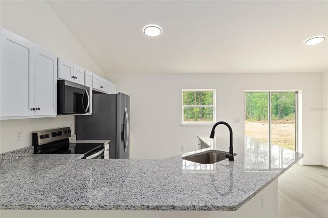 24375 Nw Foxglove Ln, House other with 3 bedrooms, 2 bathrooms and null parking in DUNNELLON FL | Image 25