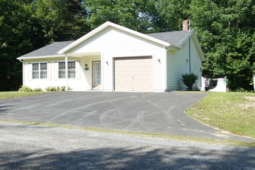 106 Harris Ln, Farmington, ME, 04938-6556 | Card Image