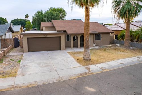 1747 W Camino Tierra, Yuma, AZ, 85364-6251 | Card Image