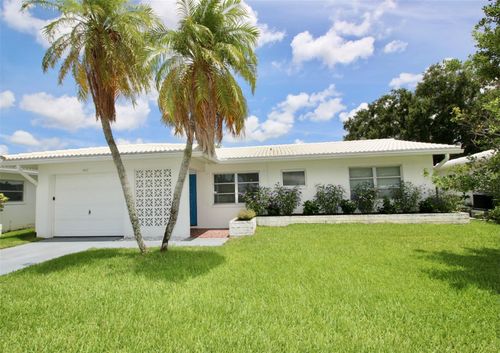 3643 Mainlands Blvd N, PINELLAS PARK, FL, 33782-4126 | Card Image