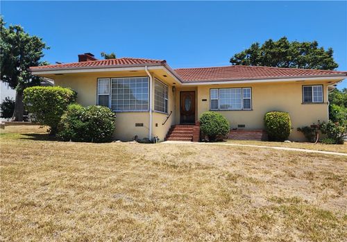226 Mauna Loa Dr, Monrovia, CA, 91016-2020 | Card Image