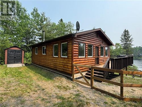 656 Pinecove Rd, Hagar, ON, P0M1X0 | Card Image