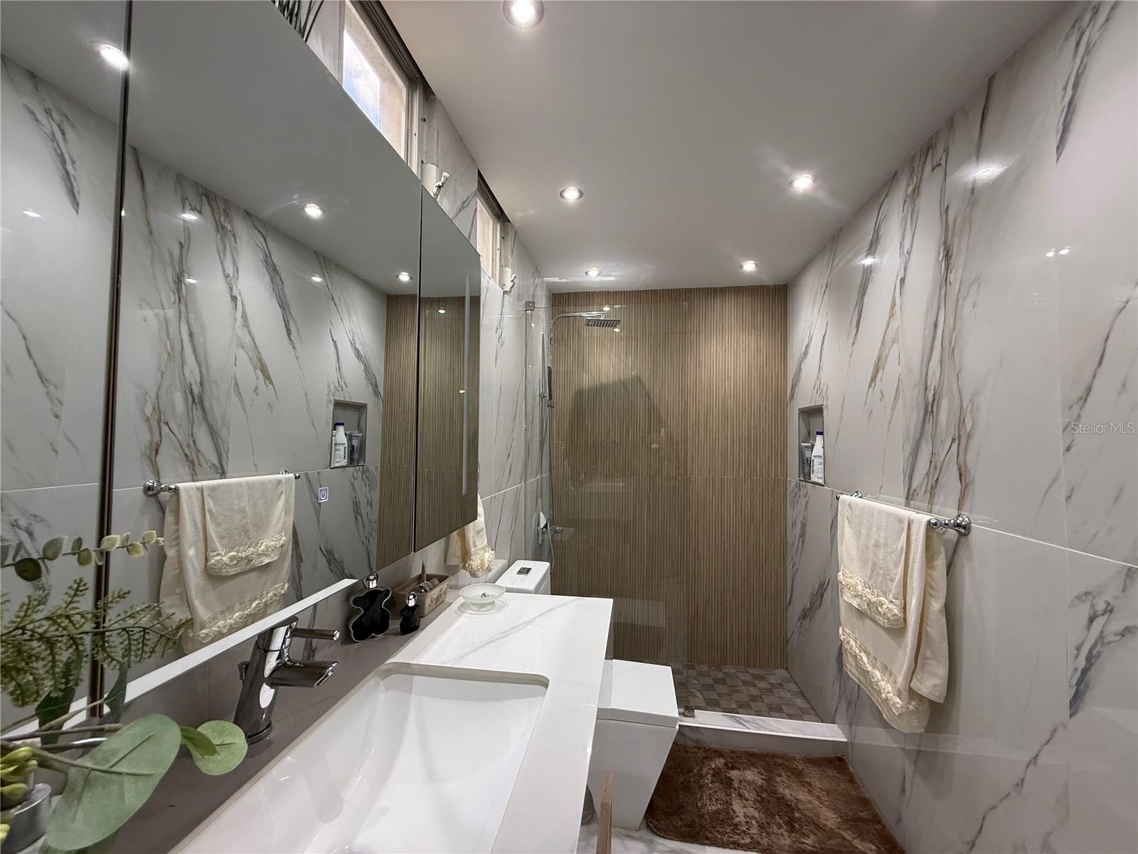 Residential Lease en alquiler en GUAYNABO, 57 LOPATEGUI, 1305 m²