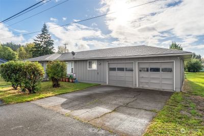 404 Lewis Street, Home with 0 bedrooms, 0 bathrooms and 4 parking in Kelso WA | Image 1