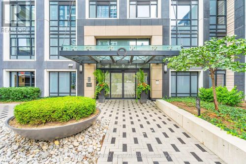 1325-9 Mabelle Avenue, Toronto (Islington-City Centre West), ON, M9A0E1 | Card Image