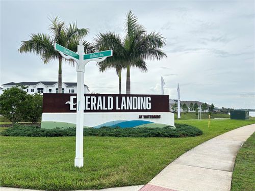 1627 Springwell Ln, SARASOTA, FL, 34240-5211 | Card Image