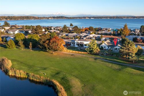 8137 Cowichan Rd, Blaine, WA, 98230-9566 | Card Image