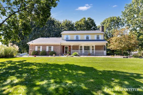 816 Geneva Dr, Wayland, MI, 49348-9508 | Card Image