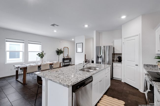 7910 Asp Pt, House other with 3 bedrooms, 2 bathrooms and null parking in San Antonio TX | Image 15