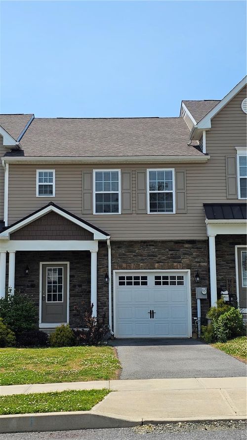 1462 Black Forest Dr, Allentown, PA, 18104-6000 | Card Image