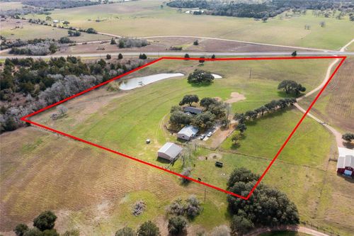 3120 Us Highway 77a S, Hallettsville, TX, 77964-5716 | Card Image