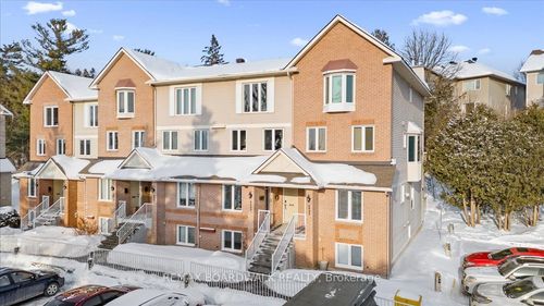 a-6623 Bilberry Dr, Orleans, ON, K1C4N5 | Card Image