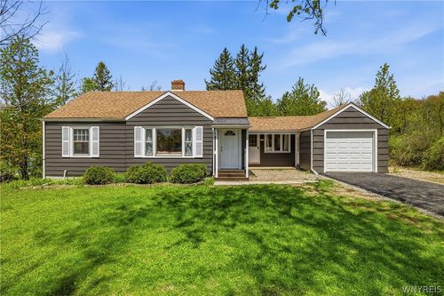 6164 Ward Rd, Orchard Park, NY, 14127-3813 | Card Image
