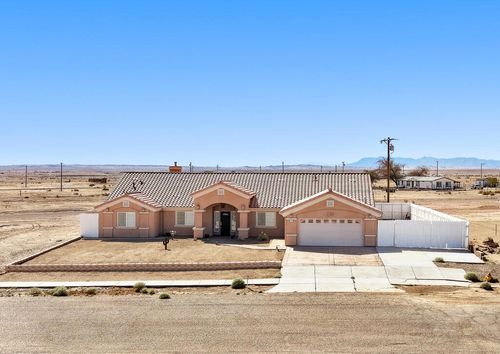 1251 Riviera Cir, Thermal, CA, 92274-8100 | Card Image