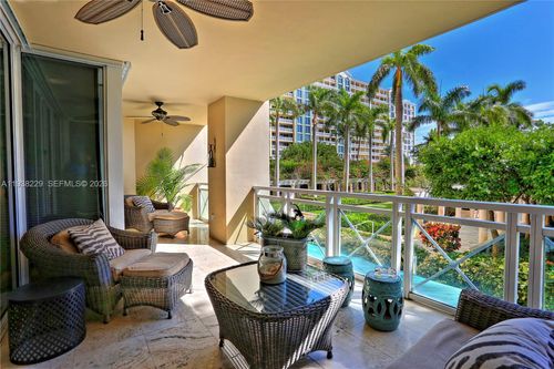 apt-215-445 Grand Bay Dr, Key Biscayne, FL, 33149-1904 | Card Image