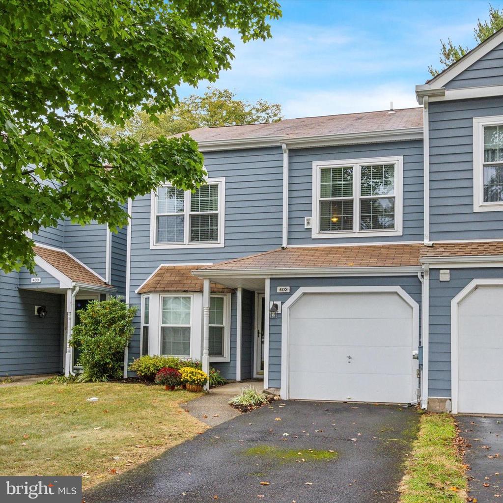 Trumbull Ct, Newtown, PA 18940