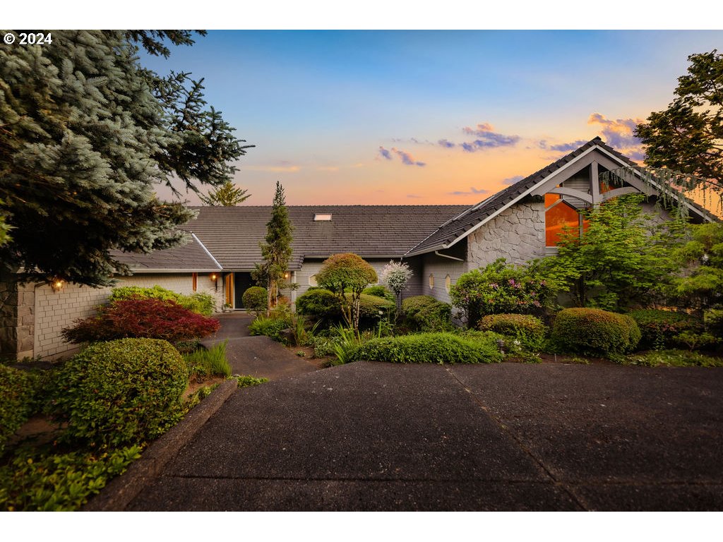 Evergreen Hwy, Vancouver, WA 98664