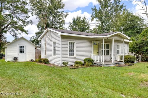 115 E Murphy St, Wallace, NC, 28466-1944 | Card Image