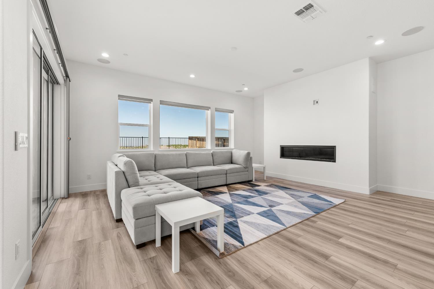 Residential Lease in El Dorado Hills 5