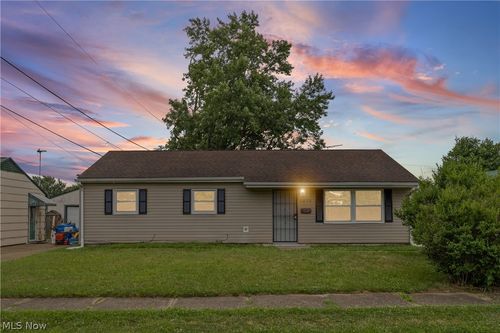 2656 22nd St Ne, Canton, OH, 44705-3414 | Card Image