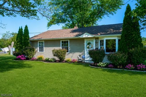 5 Ann Pl, Bridgewater, NJ, 08807-3112 | Card Image