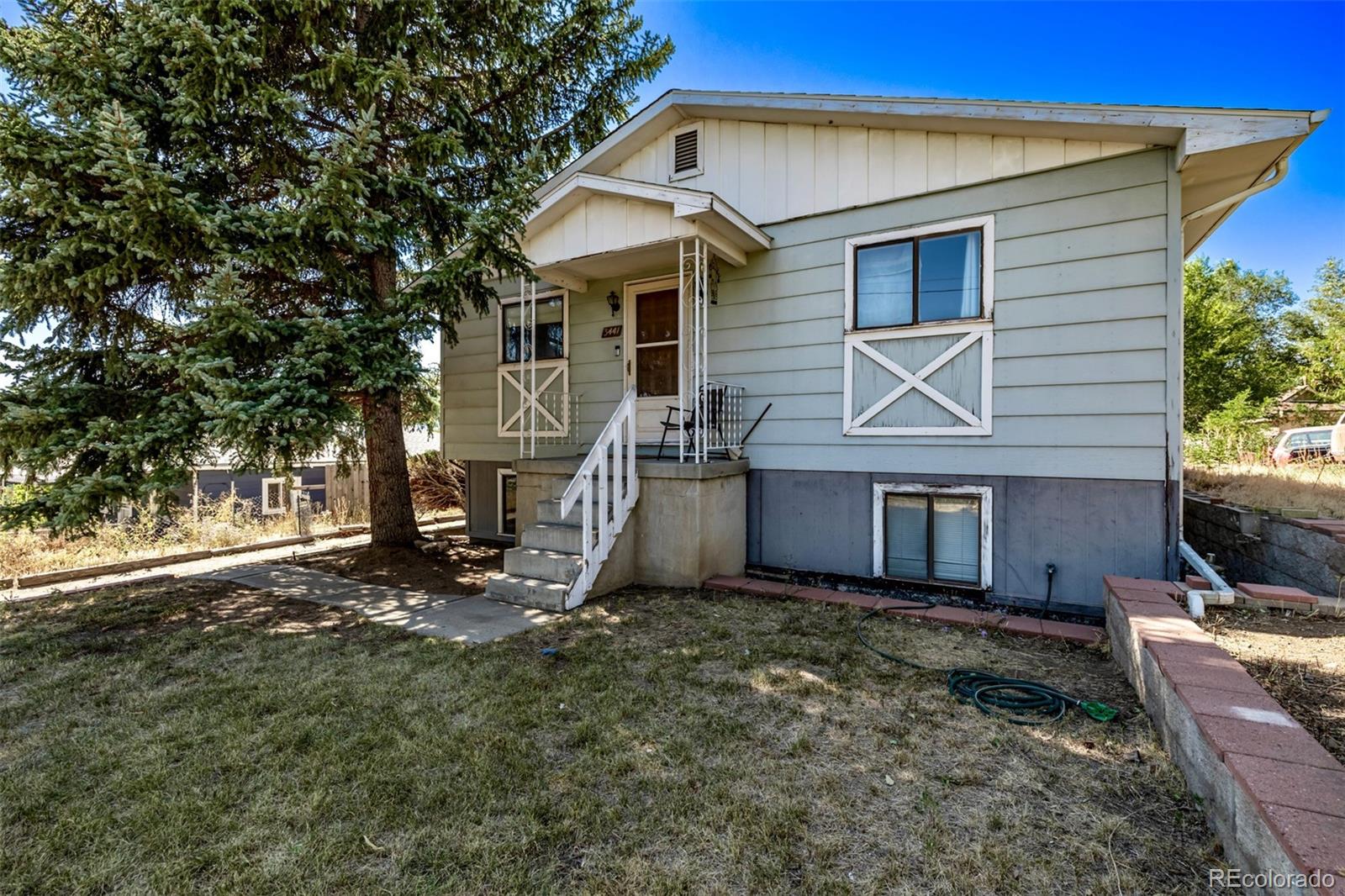 Clay St, Englewood, CO 80110