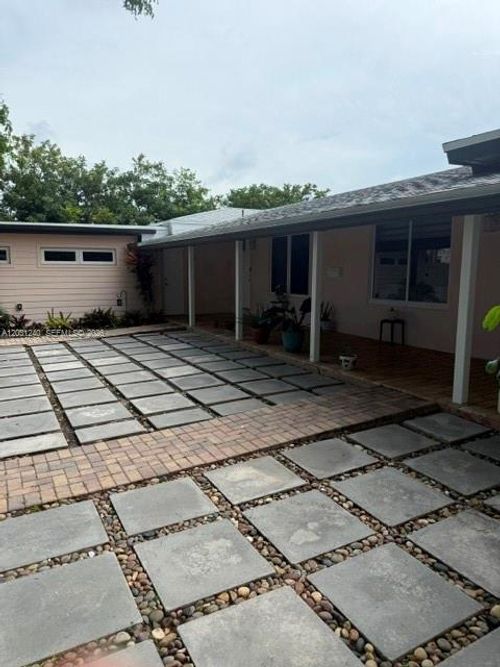 1-2016 Ne 14th Ct, Fort Lauderdale, FL, 33304 | Card Image
