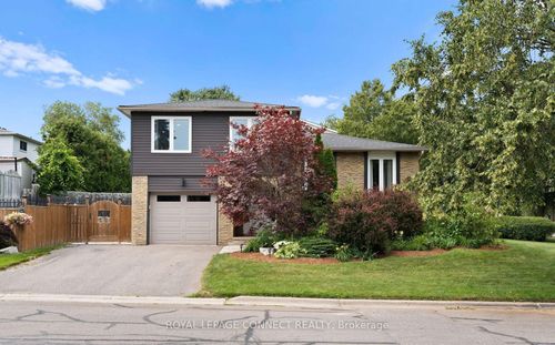 856 Sorrento Ave, Oshawa, ON, L1J6V9 | Card Image